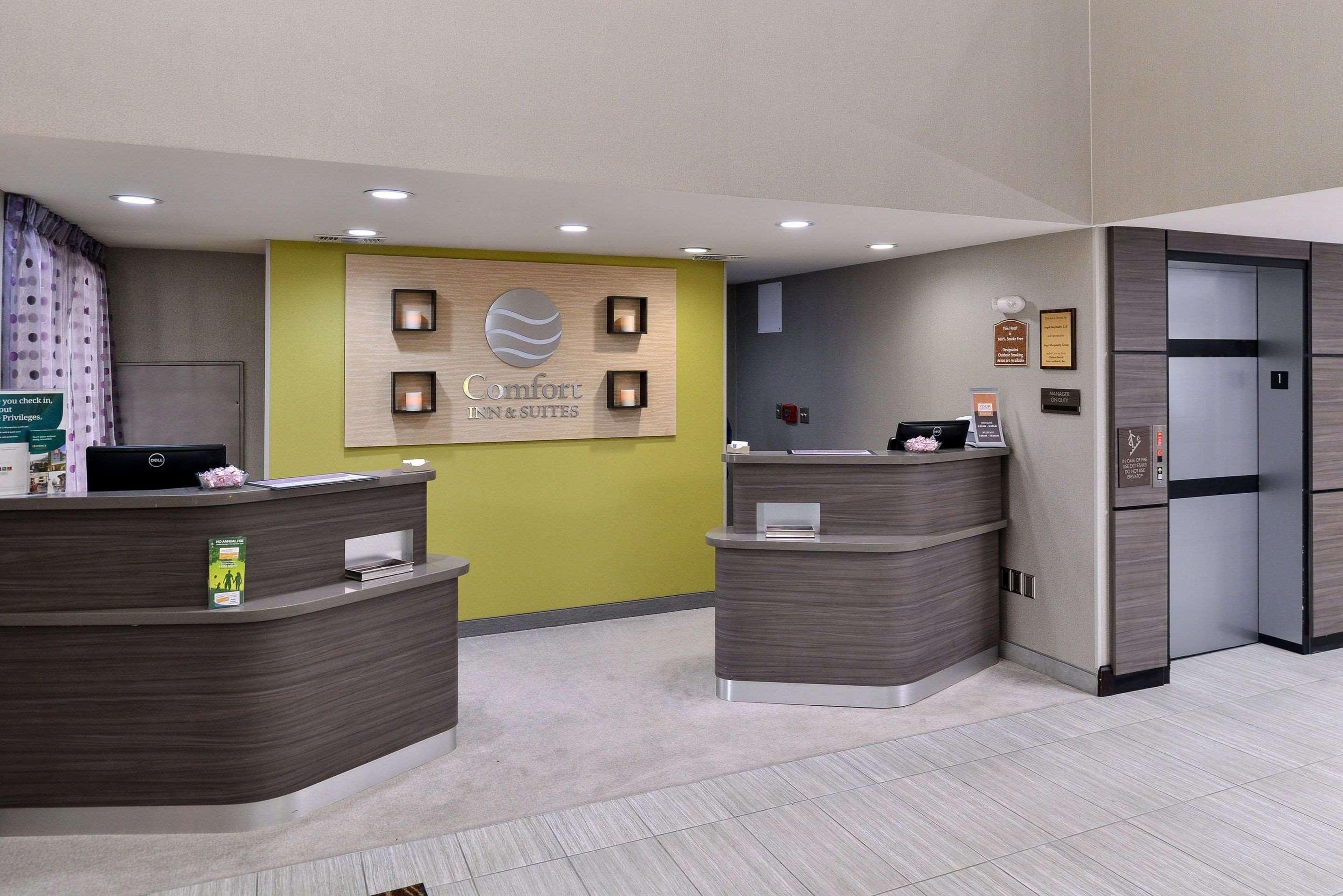 Comfort Inn & Suites Frisco - Plano Exterior photo